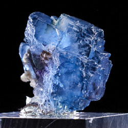 ミラクル美ブルー 天然 フローライト 超幾何学的キュービック クラスター ヤオガンシャン鉱山産 27g 鉱物 標本 2枚目の画像