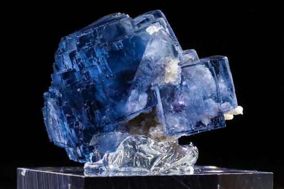 ミラクル美ブルー 天然 フローライト 超幾何学的キュービック クラスター ヤオガンシャン鉱山産 27g 鉱物 標本 6枚目の画像