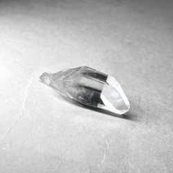 Arkansas crystal / アーカンソー産水晶 28 3枚目の画像