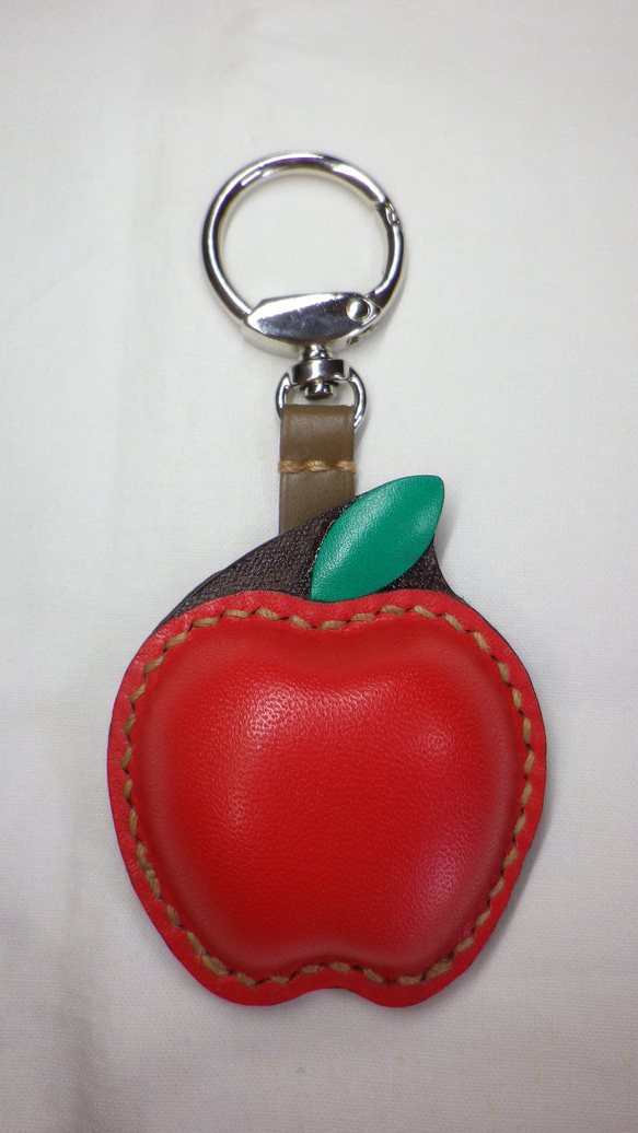 リンゴ模様 コインケース ホワイト 美品】coachりんご柄 コーチCOACH