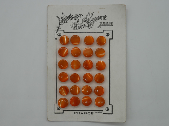 フランスアンティークマザーオブパールボタンシート (オレンジ） 2枚目の画像