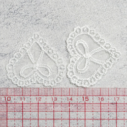 ８枚♡ハート リボン　モチーフ　アンティーク　刺繍レース　ホワイト 2枚目の画像