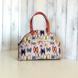 Creema限定、ミナペルホネンのSky flowerのピンクとパッチ半円ボストン