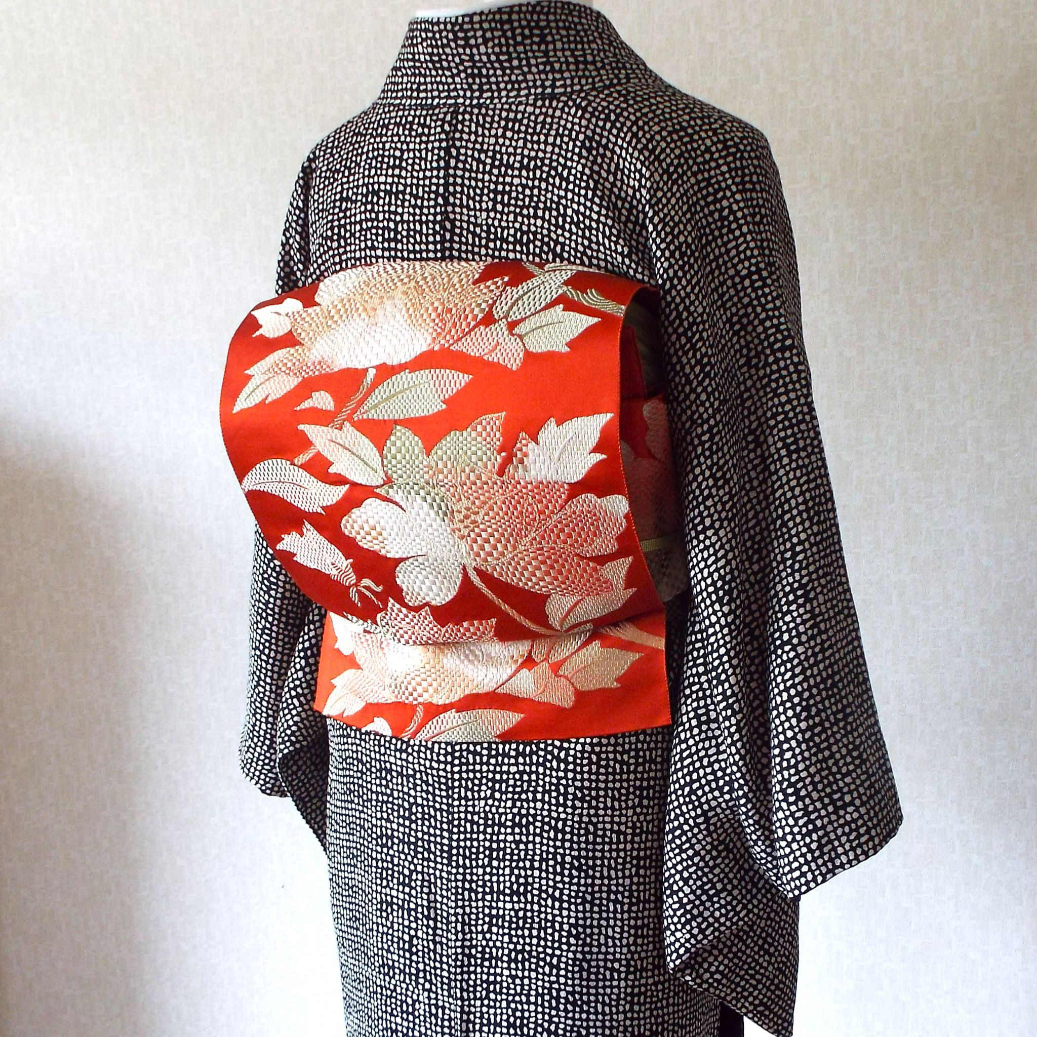 すぐに結べる「さくら造り帯」朱色の花の織柄のお太鼓