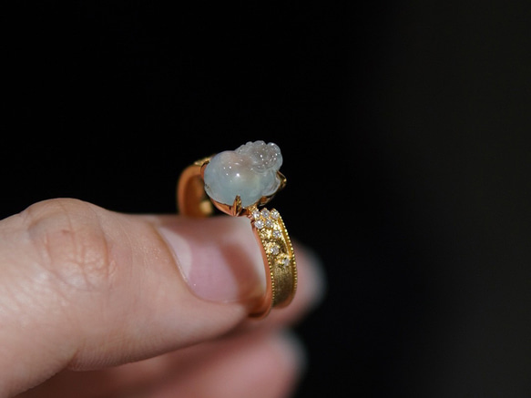 24-31 受注製作 上品 氷種 k18金ゴールド リング 指輪 天然 本翡翠 貔貅 2枚目の画像