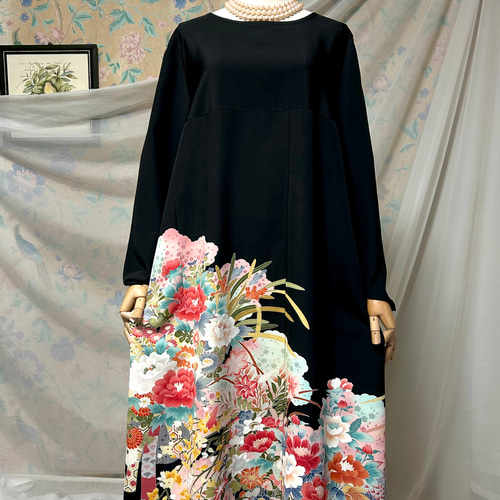 着物リメイク 百花繚乱 3Lサイズ 黒留袖ドレス 長袖 友禅染め