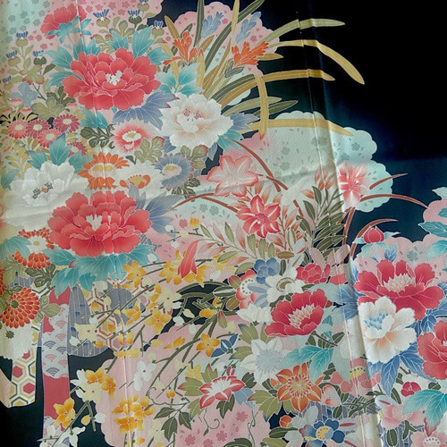 着物リメイク 百花繚乱 3Lサイズ 黒留袖ドレス 長袖 友禅染め