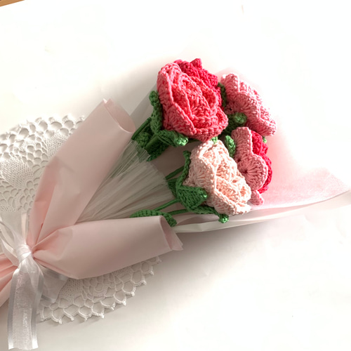 ピンクバラ 花束 枯れない花 かぎ針 あみぐるみ 受注制作 アート