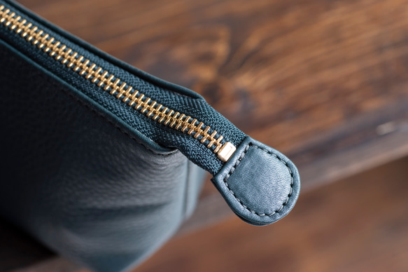 本革　化粧ポーチ　ブルーグリーン　シュリンクレザー　レディース　日本製　ミニポーチ　小物入れ　apo-01cs 4枚目の画像