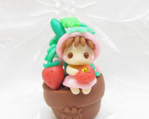❀いちごちゃん❀ストロベリー♥♪苺の鉢植え☆.:*・゜♪ その他置物