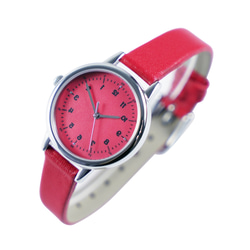 女性の反時計回りのエレガントな腕時計レッド ダイヤルとストラップのパーソナライズされた腕時計 世界中に無料配送 2枚目の画像