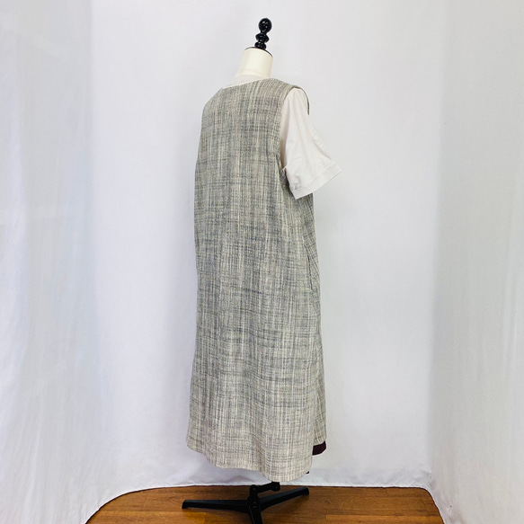 【遠州織物】ジャンパースカート うすで 逆スラブ ストライプ 白黒 オーガニックコットン ノースリーブワンピース 4枚目の画像