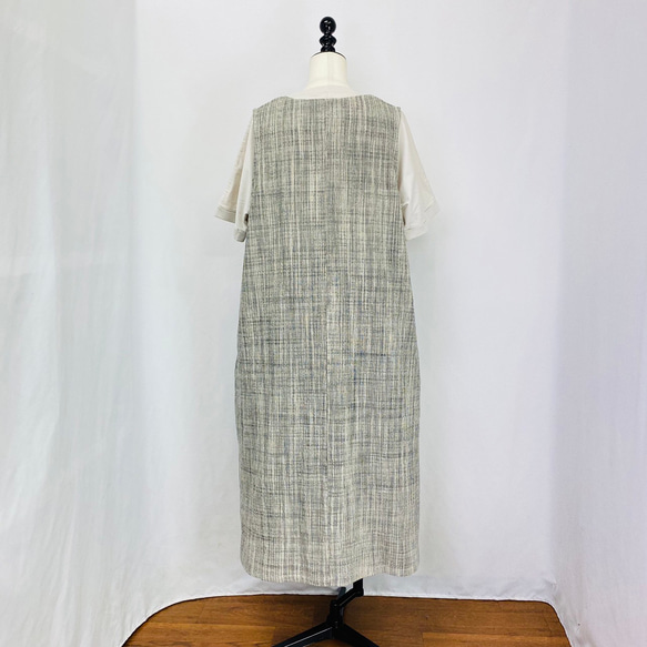 【遠州織物】ジャンパースカート うすで 逆スラブ ストライプ 白黒 オーガニックコットン ノースリーブワンピース 5枚目の画像