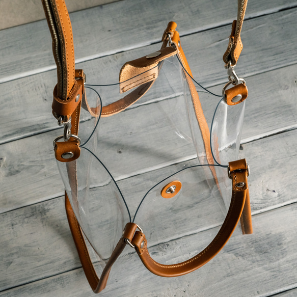 真皮和透明手拿包 2way 迷你包透明骨架 [透明/駝色] 第9張的照片