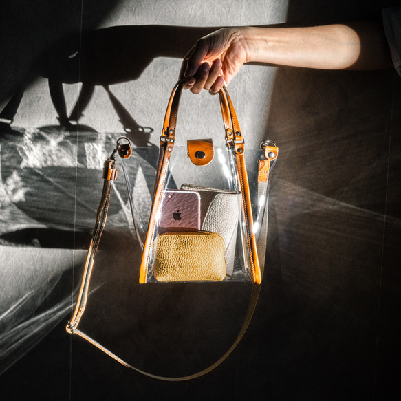 真皮和透明手拿包 2way 迷你包透明骨架 [透明/駝色] 第5張的照片