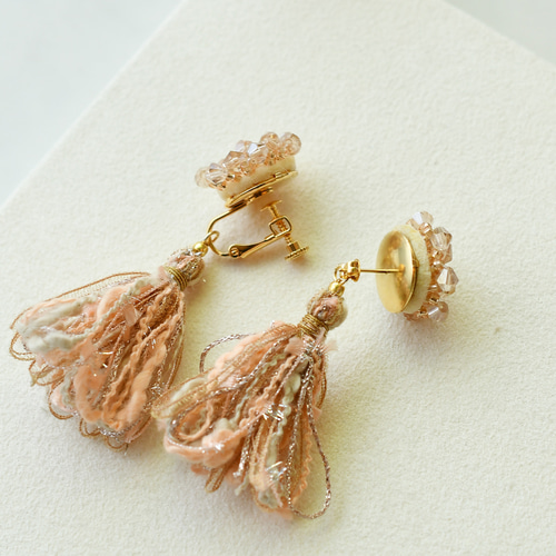 数量限定」ビーズタッセルピアス・イヤリング/珊瑚 ピアス（スタッド