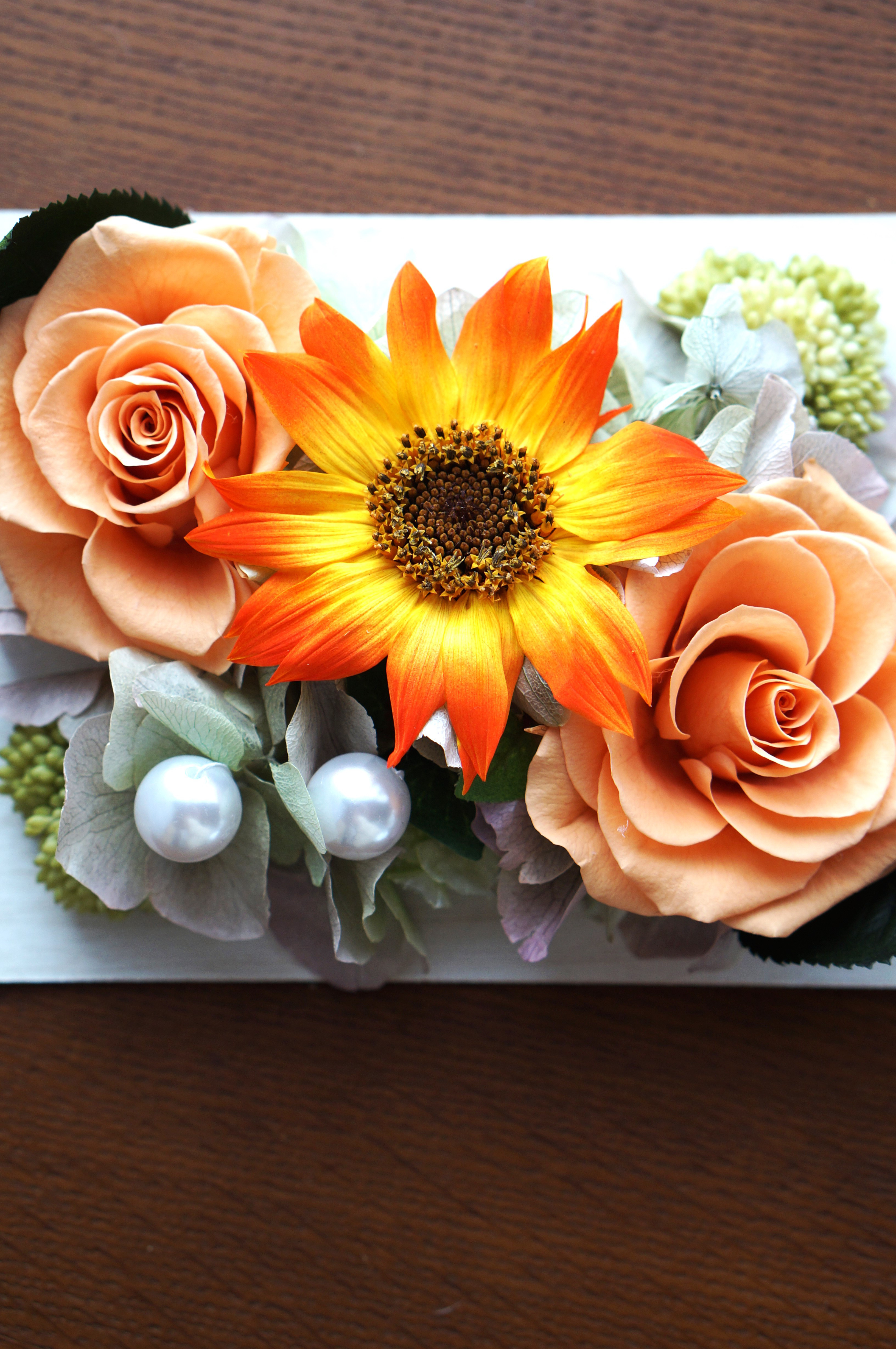 プリザーブドフラワーひまわり・結婚祝い 誕生日祝い　退職祝い　写真縦