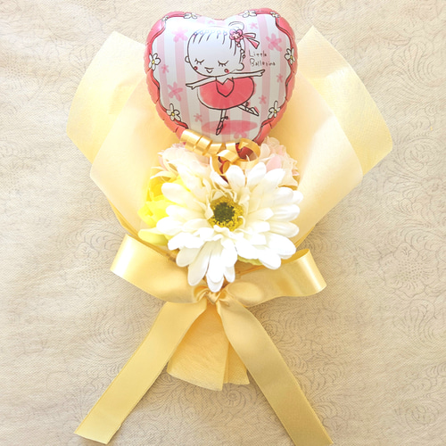 お菓子バルーンブーケ☆まる 楽天市場】【Candy Flower March】お菓子つき・サンリオバルーン