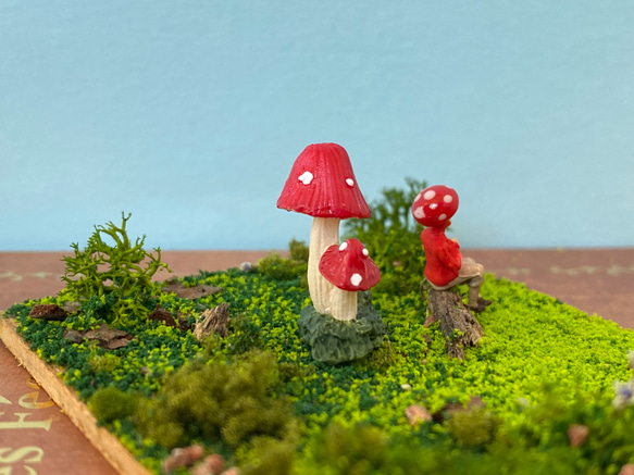 きのこ　きのこびと　赤　ミニチュア　フィギュア　苔テラリウム　ガーデンピック 6枚目の画像