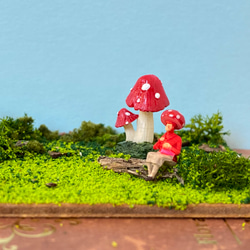きのこ　きのこびと　赤　ミニチュア　フィギュア　苔テラリウム　ガーデンピック 1枚目の画像