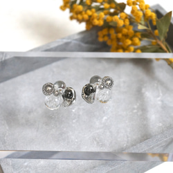 ハンドメイドアクセサリー　ピアス/イヤリング 扇形の水滴レザーピアス/ダングリングイヤリング/レディース