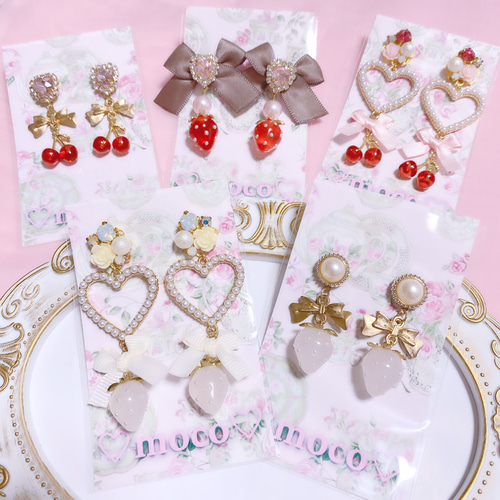 ラブリーハートとストロベリーのピアス/イヤリング いちご ハート 