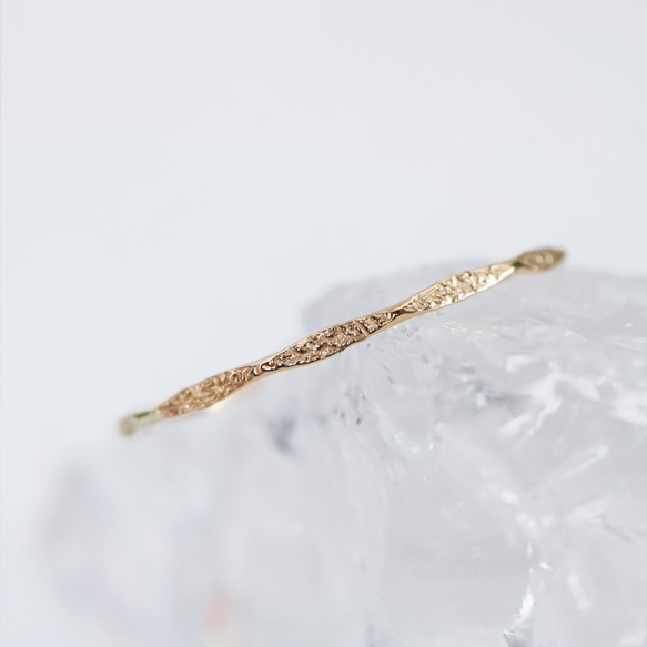 06 超薄閃亮多面戒指，14kgf/黃金，精緻，低過敏性，小指款，0號及以下尺寸，可日常佩戴 第2張的照片