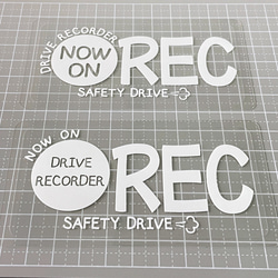 【透明シール白デザイン③】ドラレコ　ドライブレコーダーステッカー　シール １枚 6枚目の画像