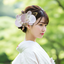 淡桜の胡蝶蘭髪飾り① 結婚式 成人式 胡蝶蘭 和装 振袖 卒業式