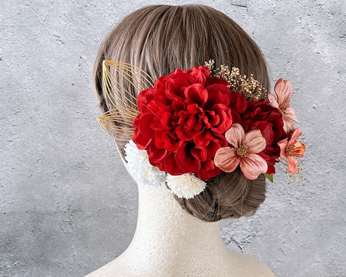 深紅で華麗に】ダリアの髪飾り/成人式/卒業式/結婚式/前撮り 深紅で華麗に】ダリアの髪飾り/成人式/卒業式/結婚式/前撮り