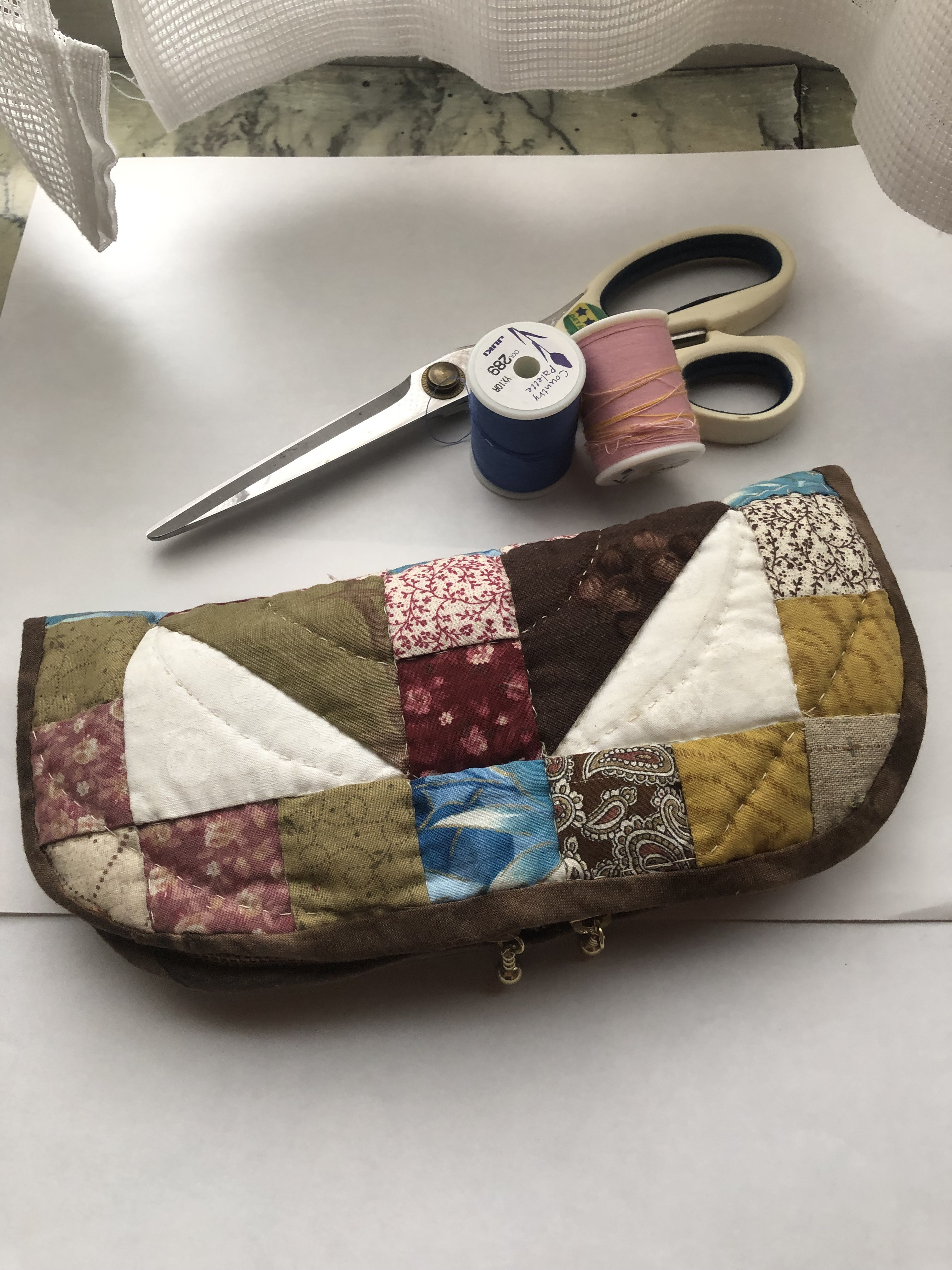 パッチワークの収納ケース パッチワークヘキサゴンの収納 - 楽しむキルトノート2