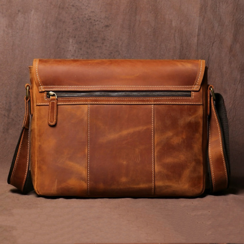 グッチ メッセンジャーバッグ ショルダーバッグ シマ レザー A4可 ブラウン グッチ メッセンジャーバッグ ショルダーバッグ シマ レザー A4可 ブラウン