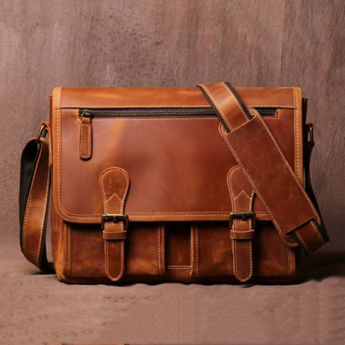 A4対応 出張バッグ メッセンジャーバッグ 牛革 ショルダー 斜めがけ 大