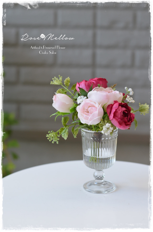 【Creema限定】フェイクウォーター・シェルピンクとラズベリー色のバラが可愛いミニブーケ　　 3枚目の画像