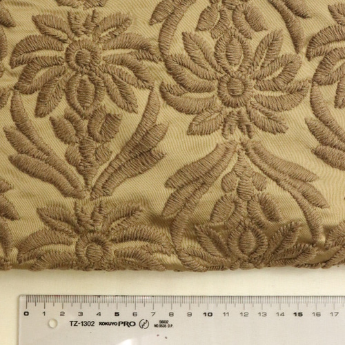 幅126cm×50cm〉ウールサテン刺繍 生地 Kizi~生地のオンライン