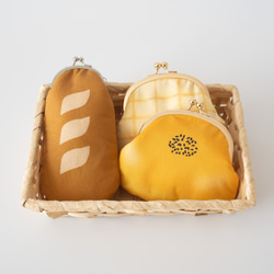 ＊大きなおにぎり型がま口バッグ＊ポケットが可愛いがま口バッグ　ショルダー付き 絶品おにぎり 大きながま口ショルダーバッグ 白米 ショルダー