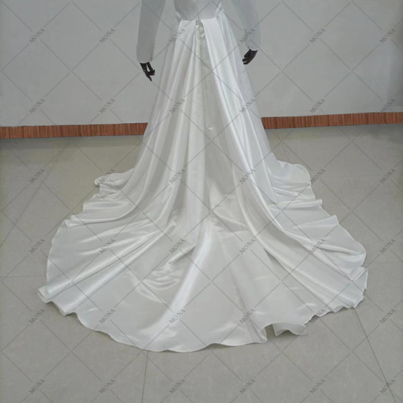 サテン シンプル ロングトレーンドレス ウェディングドレス G018 6枚目の画像