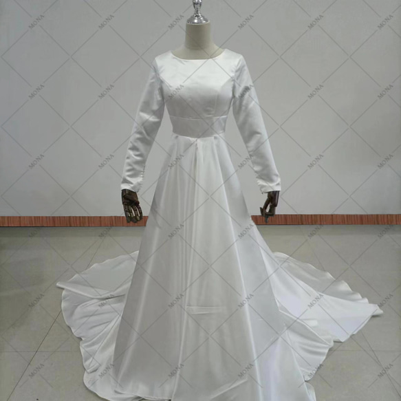 サテン シンプル ロングトレーンドレス ウェディングドレス G018 2枚目の画像