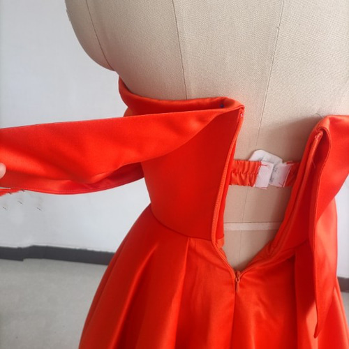 送料無料 ！トレンドのオレンジ パーティードレス おしゃれ上級者に  