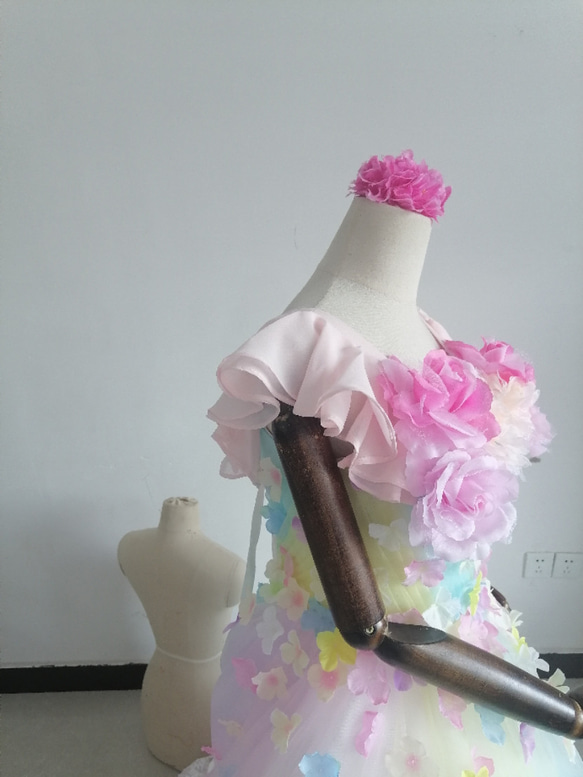 送料無料！カラードレス レインボースカート 3D立体レース刺繍 花びら付き /前撮り/結婚式 6枚目の画像