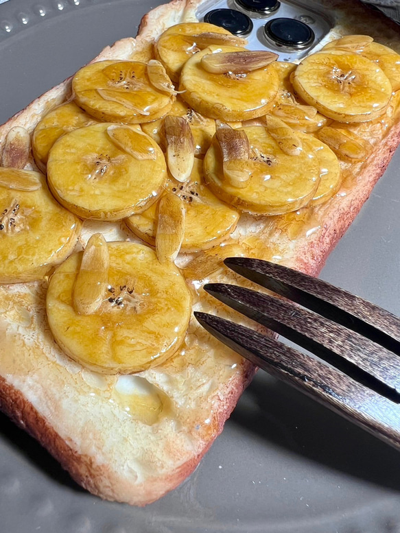 森のバナナキャラメルトーストのスマホケース 7枚目の画像