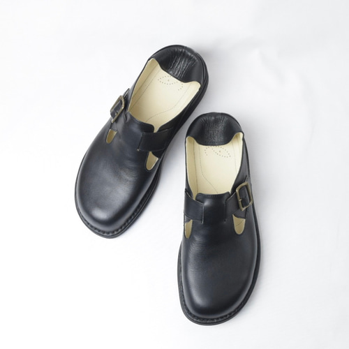 E》オーダーメイドの革靴 毎日履きたい心地良さ 自分好みに選べる楽し