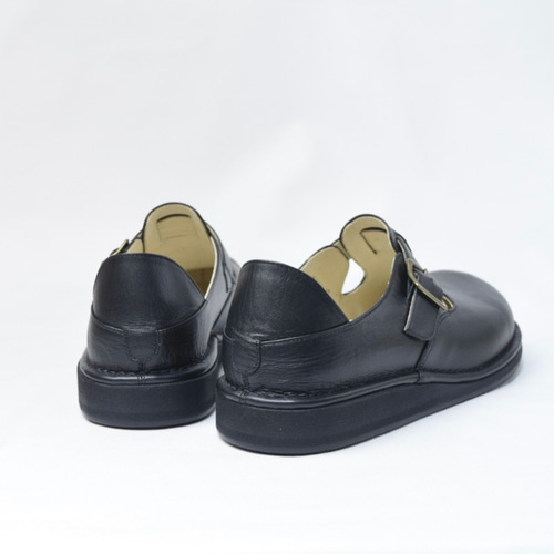 E》オーダーメイドの革靴 毎日履きたい心地良さ 自分好みに選べる楽し