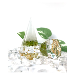 【送料無料】 ペリドット 水晶A5 インテリア盛り塩　2個セット　六芒星　仏陀　六角錐 やく除け 商売繁盛 2枚目の画像