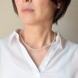 ベビー淡水パール ネックレス カジュアル 重ね付け 結婚式 お呼ばれ 6月 誕生石 50代 1枚目の画像