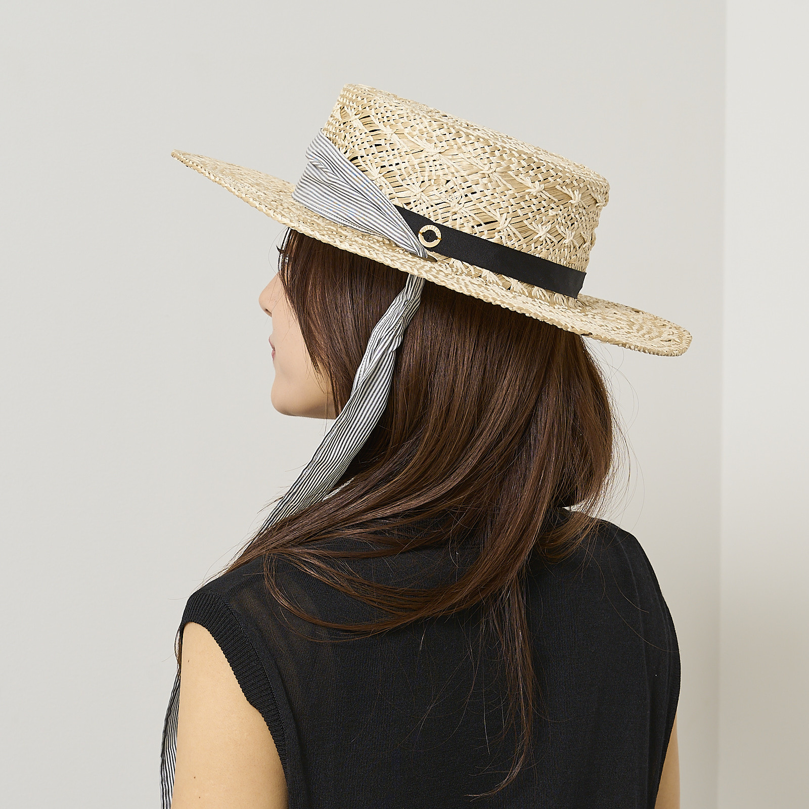 【2WAY・サイズ調節可能】Wリボンレース編み帽体キャノチエ　BLK×WHT 241-11-200