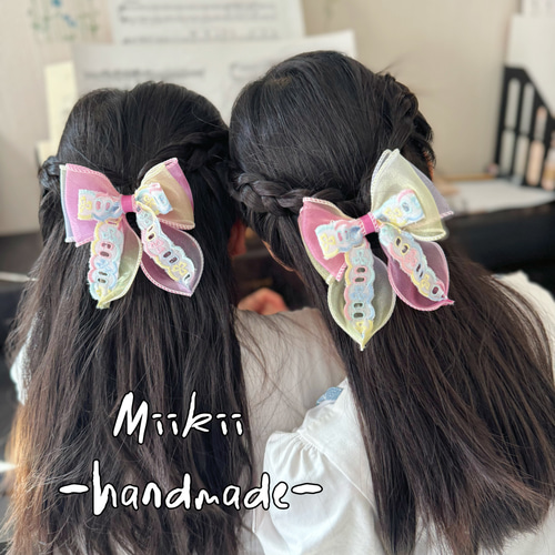 再出品【ひまわり付きレースリボン】ベビーヘアクリップキッズヘアクリップ