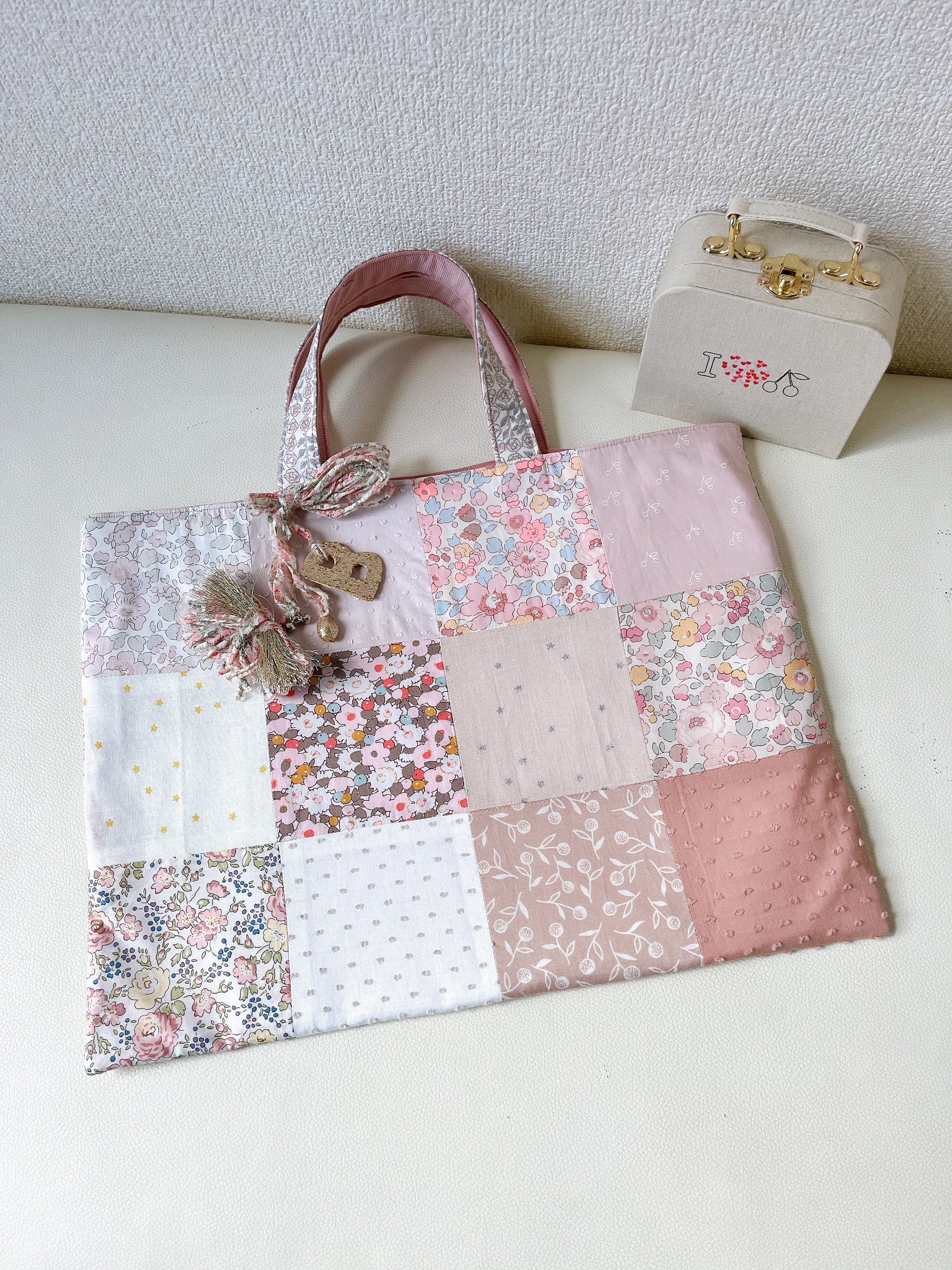 リバティパッチワークレッスンバッグフレンチ系