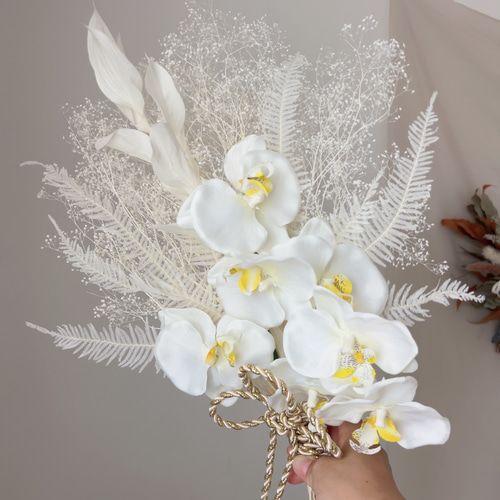 胡蝶蘭 ホワイト 叶結び 大人上品 和装ウェディングブーケ/ホワイト