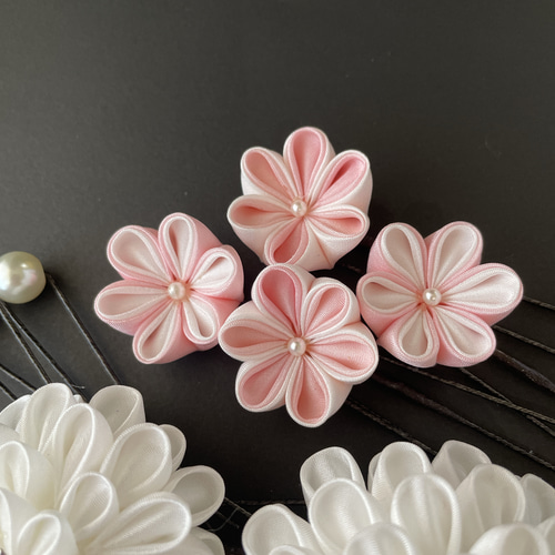 正絹 つまみ細工 髪飾り ＊ ピンク ヘア飾り 成人式 卒業式 七五三